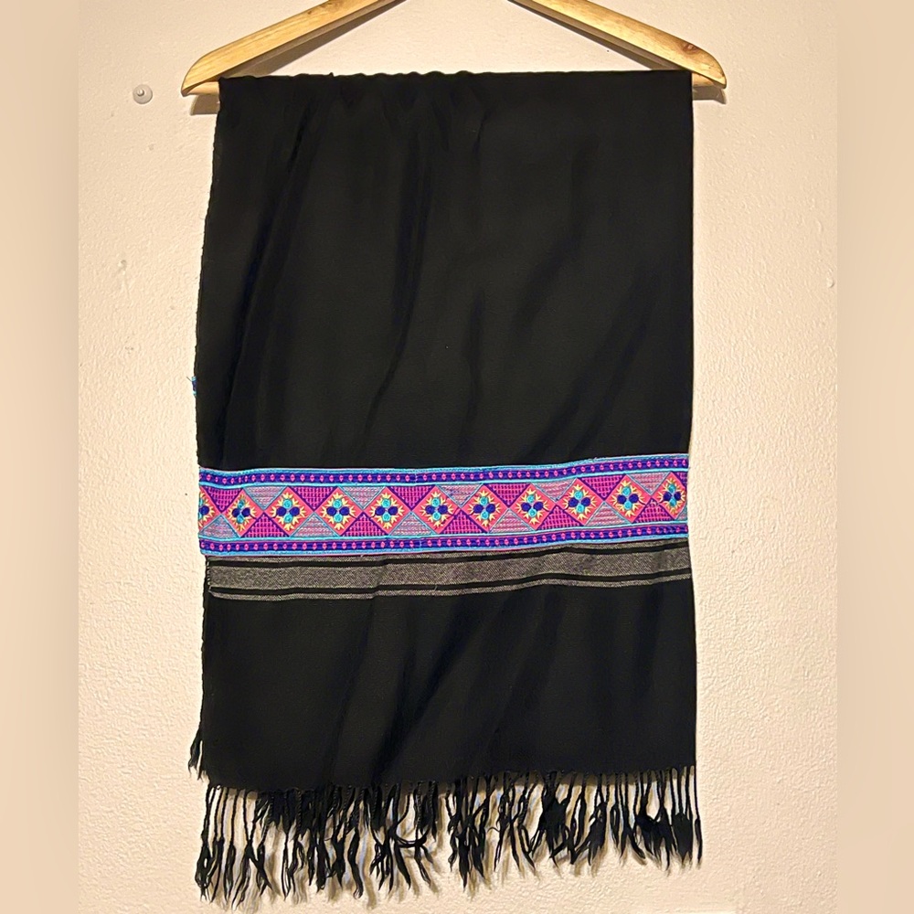 New Black Wool Scarf/Shawl